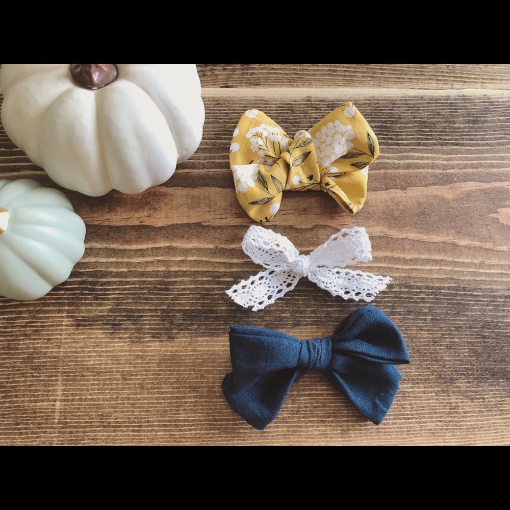 Hair bows
